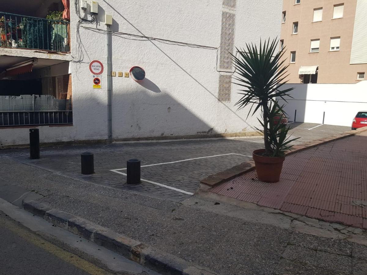 Lets Holidays Cozy Apartment With Terrace Tossa de Mar Esterno foto